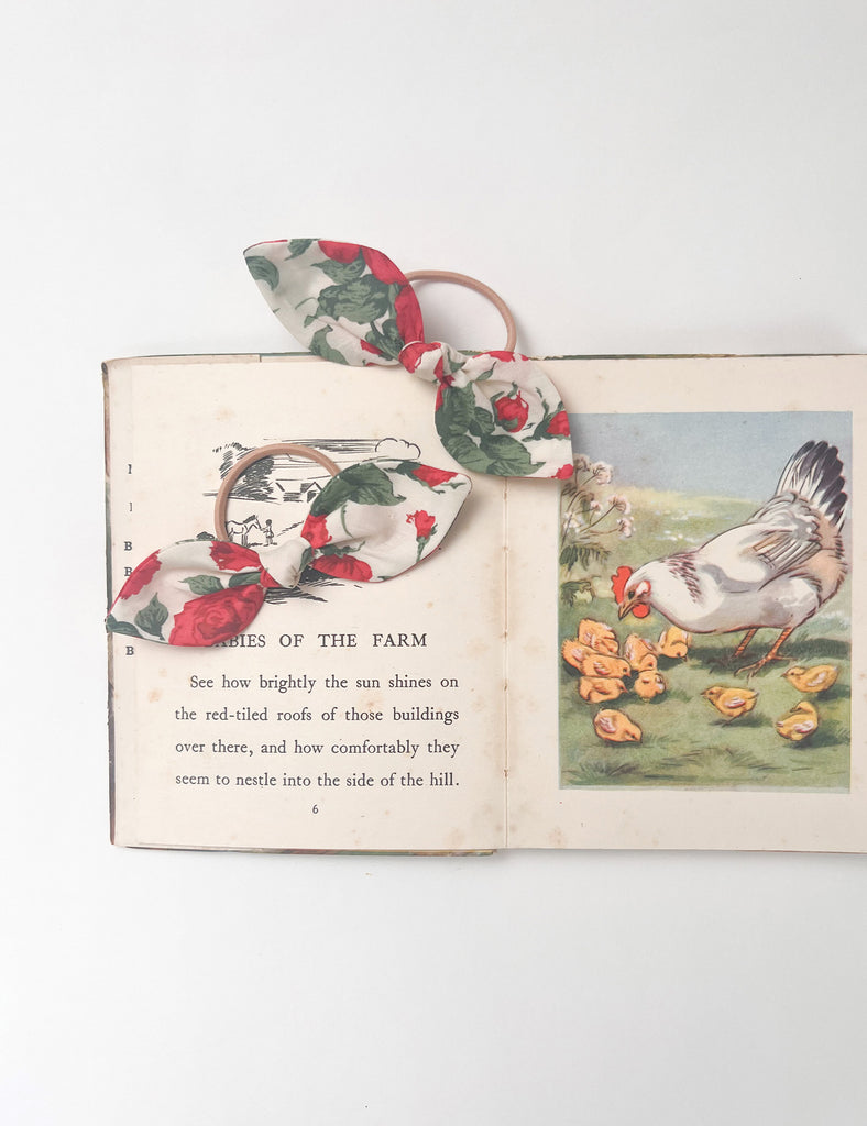 Image of Bunny Hair Ties in Carline Rose