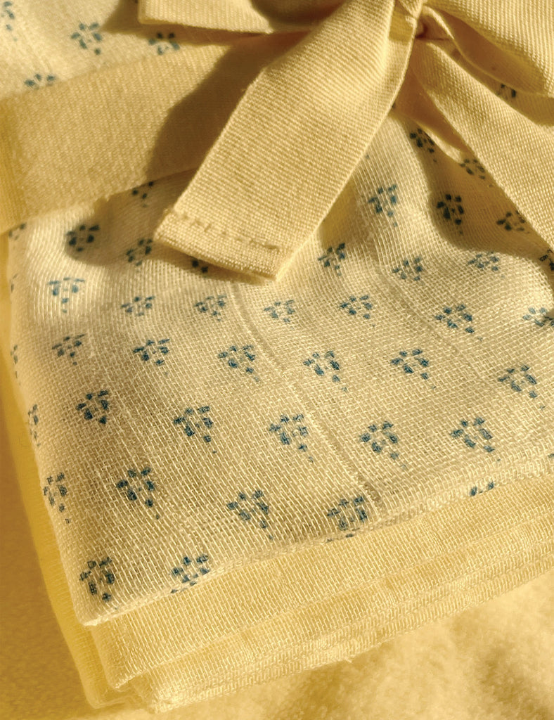 Close up of baby 3 pack burp cloths