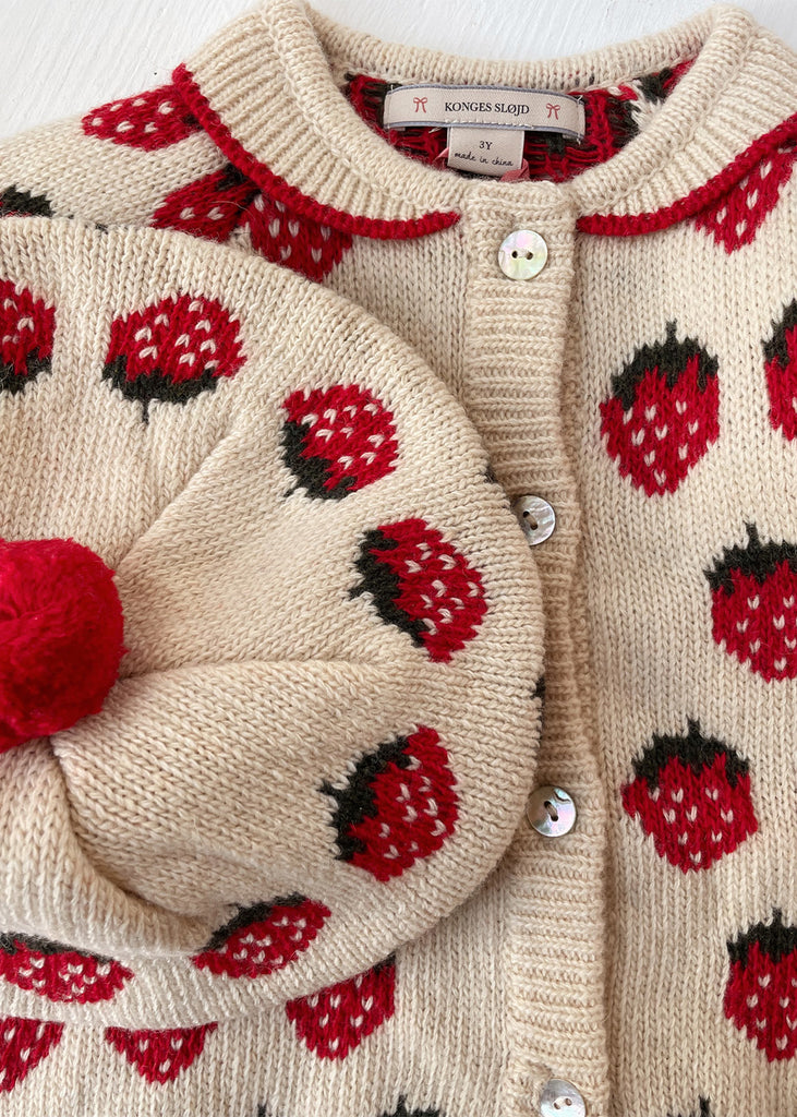 Image of Belou Beret in Strawberry.