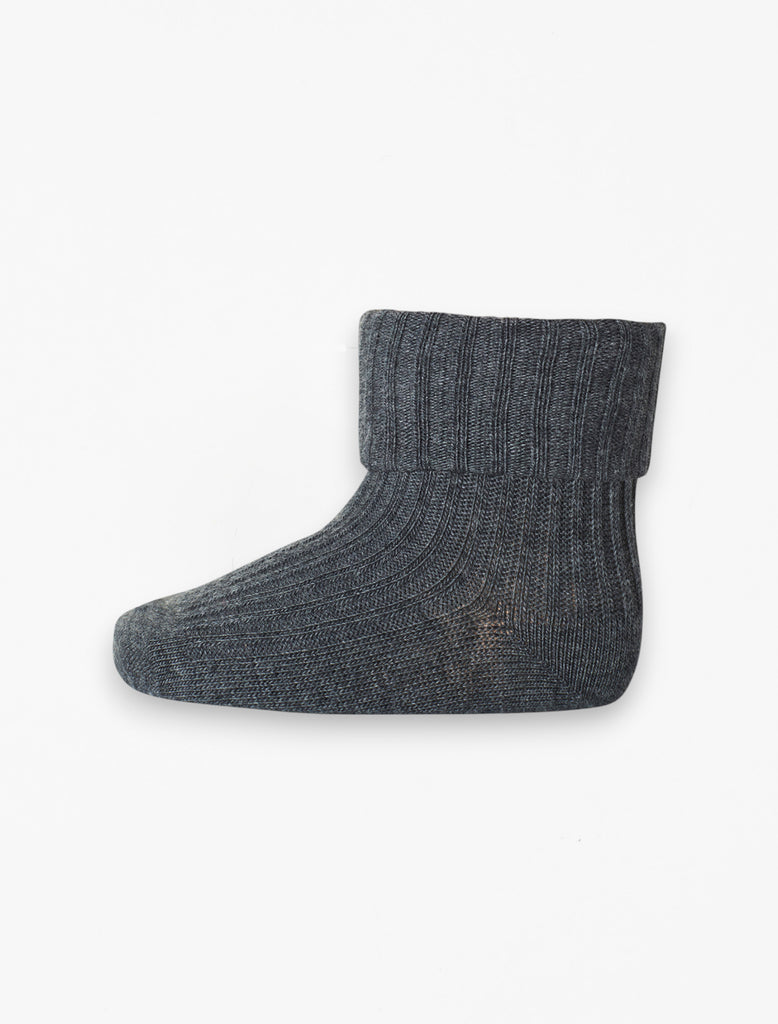 Flat image of the melange dark heather grey sock flat image