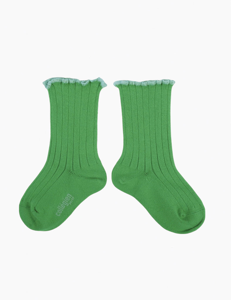 image of delphine socks in vert