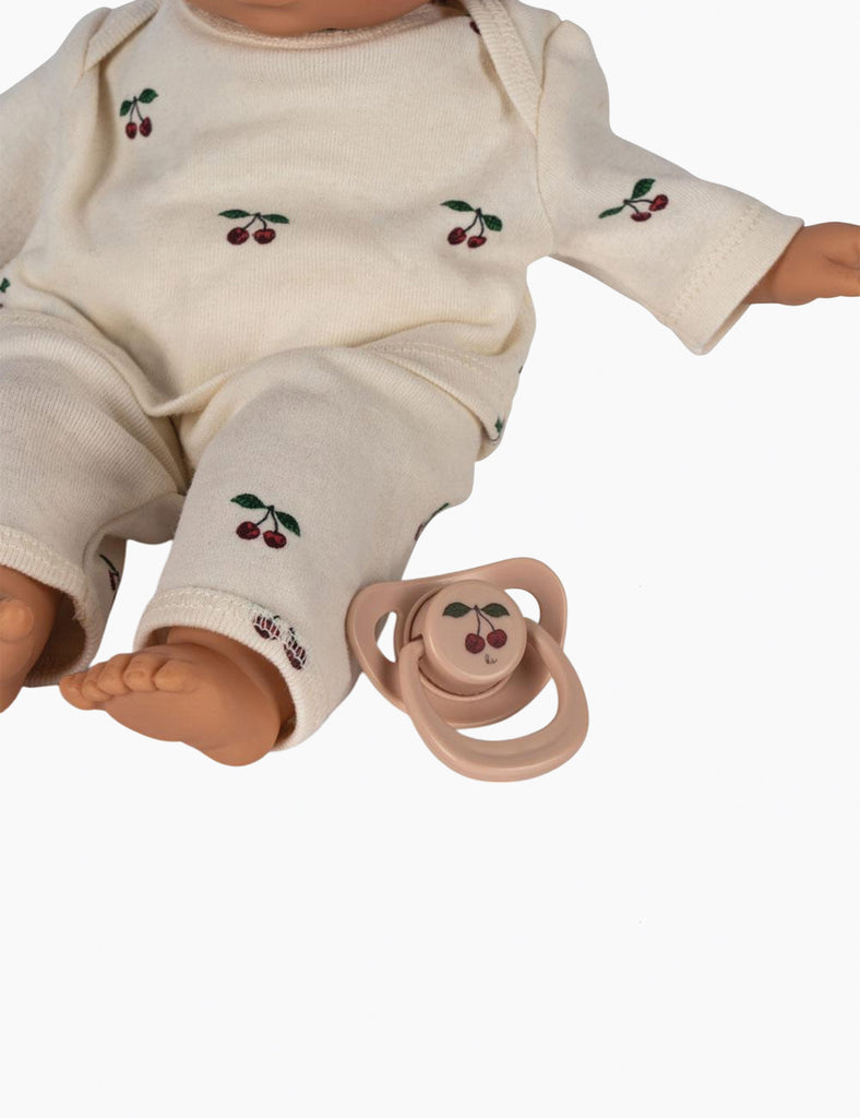 image of elli the doll