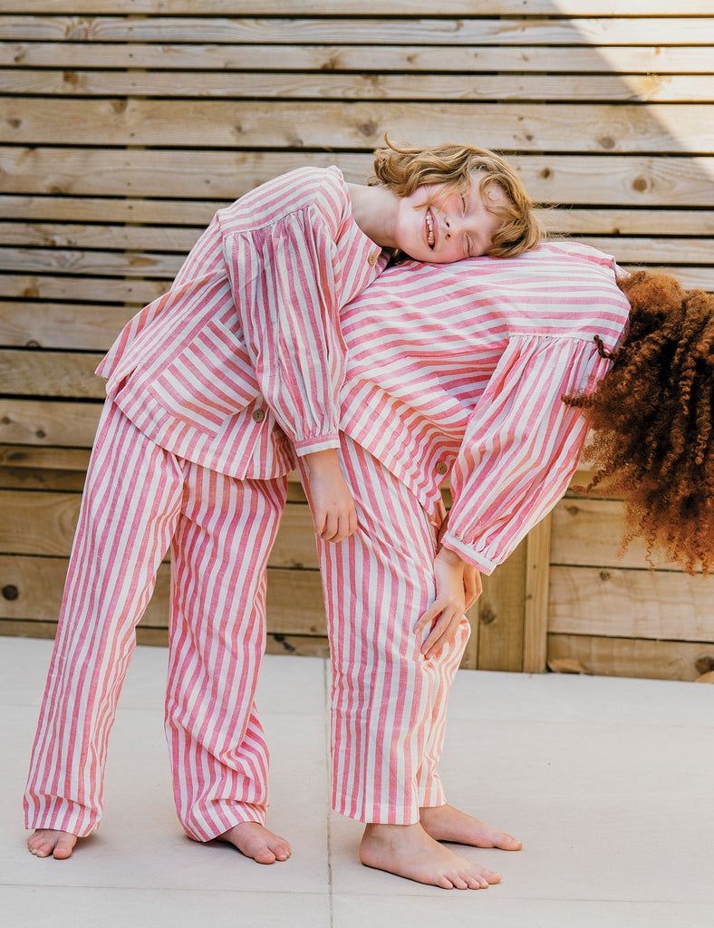 Image of the Farrow Set in Circus Stripe.