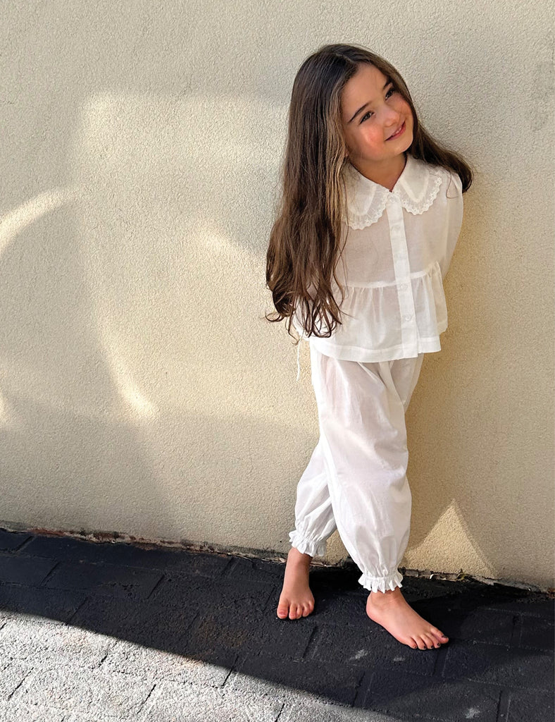 Image of Jeanie Set in Ivory.