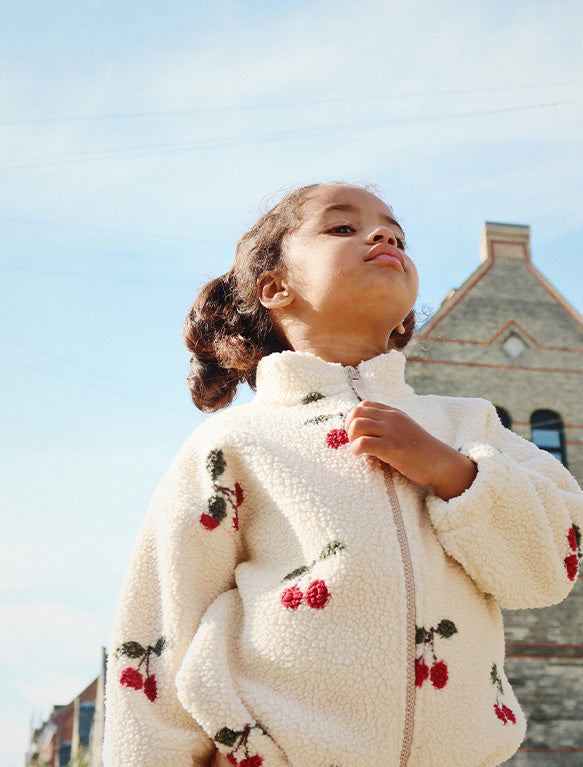 Image of Jody Teddy Fleece Jacket in Cherry.