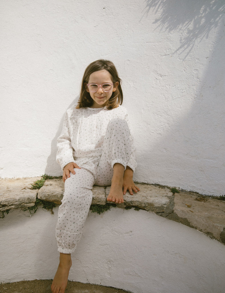 Image of Kids Balloon Set in White Muslin