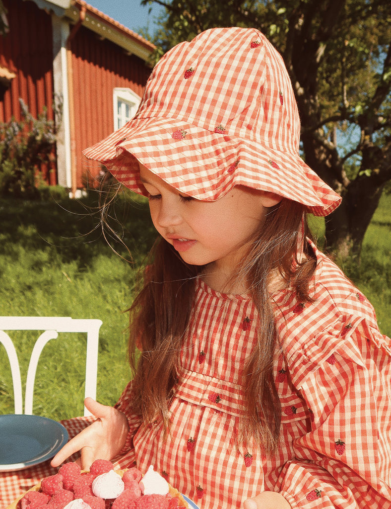 image of molly sunhat in berry gingham