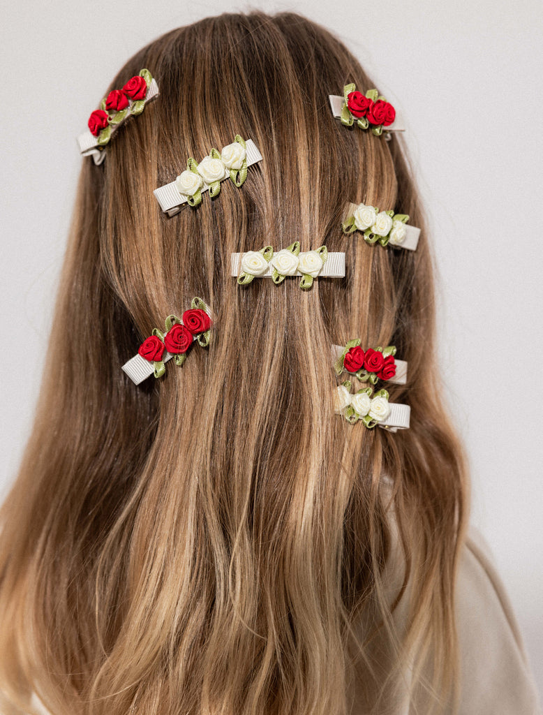 Image of the roses hair clips.