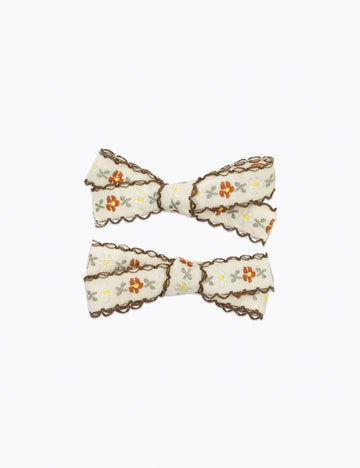Image of Rustic Cottage Bow Clips.