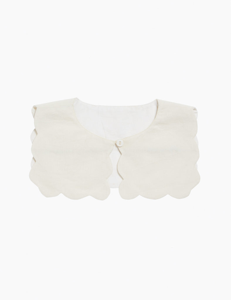 image of scalloped collar in off white