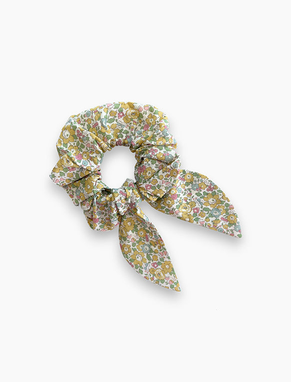 Image of Scrunchie in Betsy Liberty Ann.