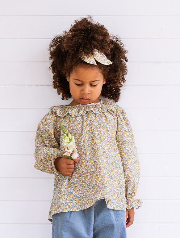 Image of Scrunchie in Betsy Liberty Ann.